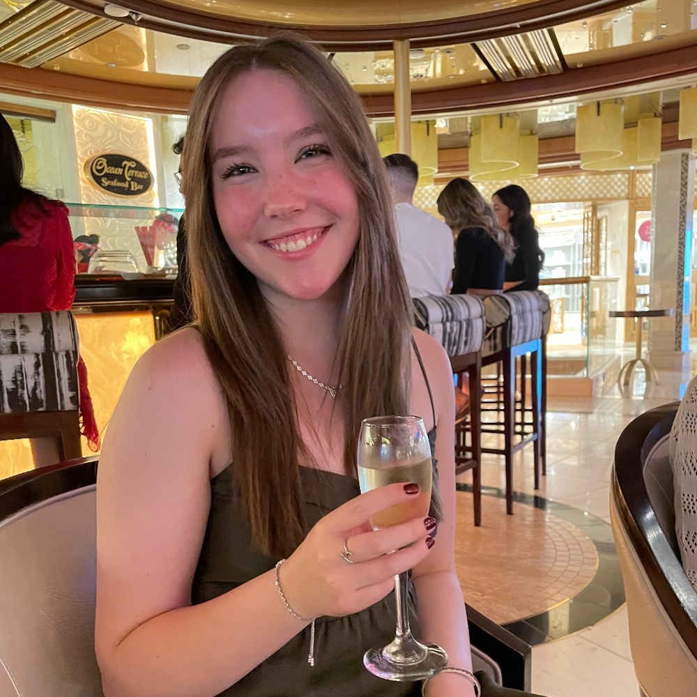 Meet your Posher, Samantha